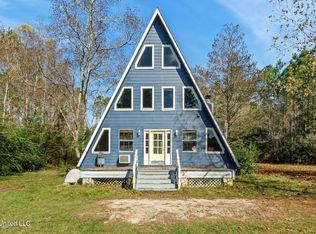 14004 Ann Rd, Moss Point, MS 39562