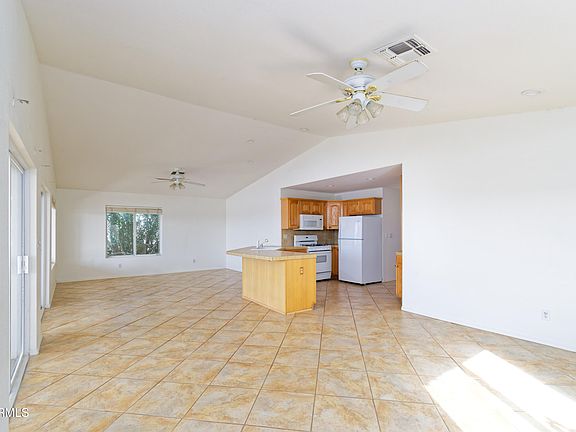 5th image of 48926 RIVIERA Place