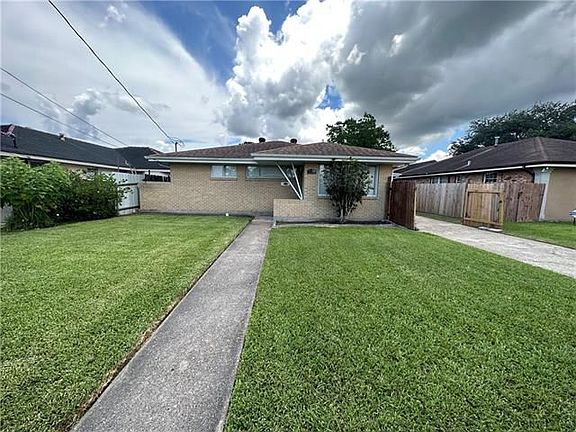 2nd image of 2505 Corinne Dr
