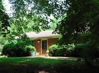 367 Community Church Ln, Stuart, VA 24171