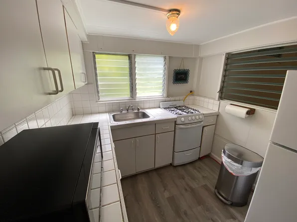 2544 Ahekolo St, Honolulu, HI 96813
