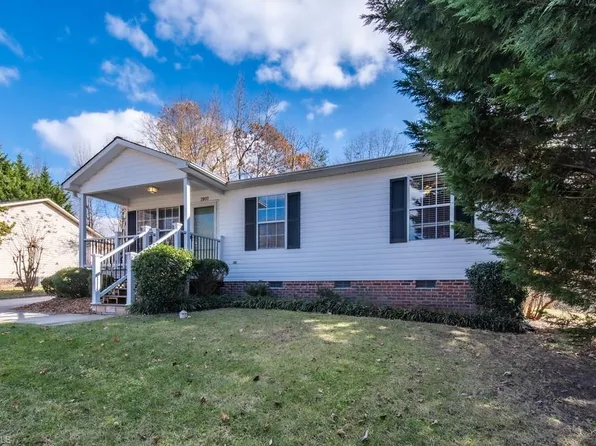 2800 Westgate Dr, High Point, NC 27265