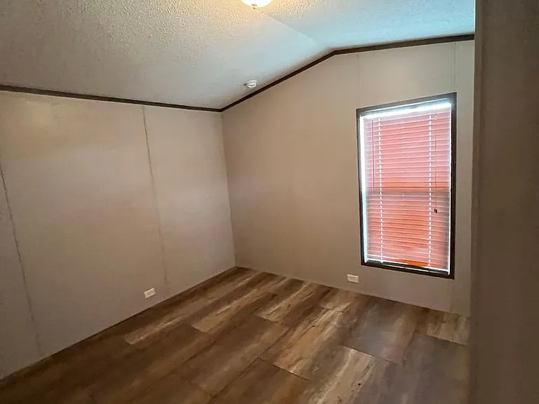 2901 E Highway 107 — Photo 84