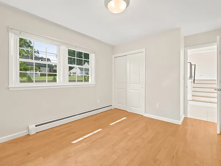 60 Oakland Ave — Photo 10