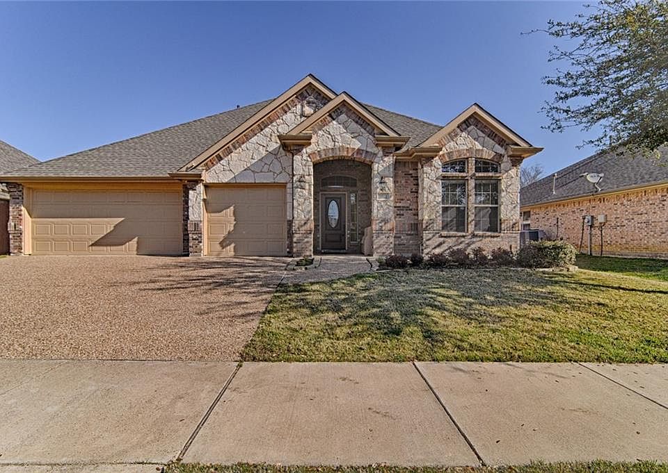 1st image of 5912 Parkplace Dr