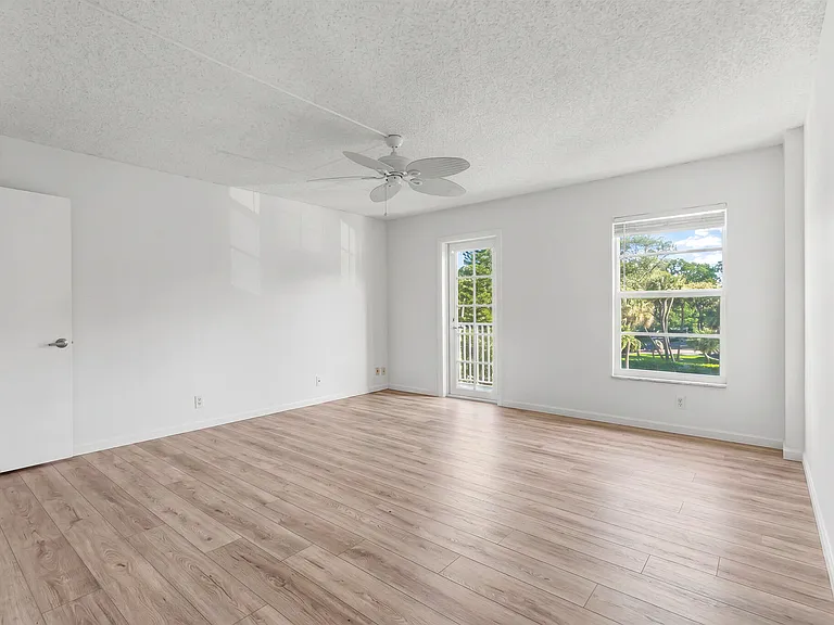 950 Ponce De Leon Rd #3120 — Photo 24