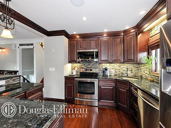 2nd image of 16 Godfrey Ave