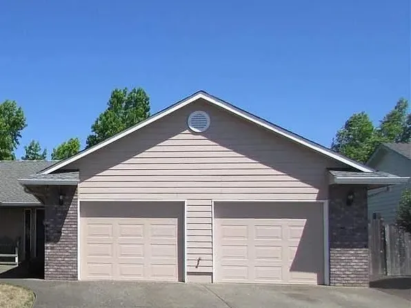 2570 Burlington St NE, Salem, OR 97305