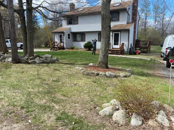 4 Adams Pond Rd #A, Derry, NH 03038