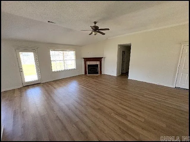 2310 Kellybrook — Photo 4