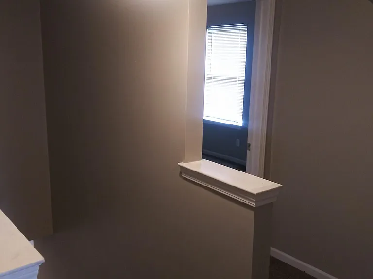 436 E Kenilworth Ave — Photo 21
