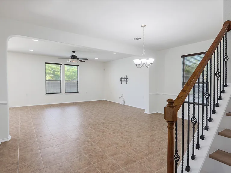 8725 Panadero Dr — Photo 14