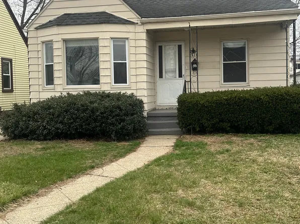 2814 Grindley Park St, Dearborn, MI 48124