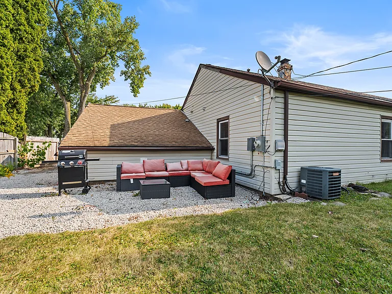 113 Crestwood Dr — Photo 41