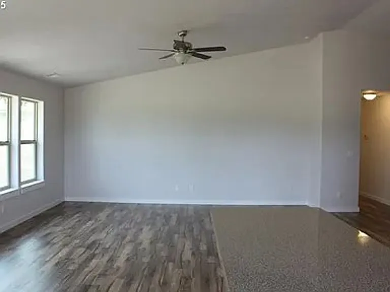 1530 W Basil St — Photo 7