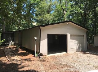 79 Forest Lake Circle Rd, Pendergrass, GA 30567