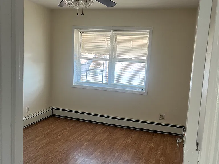 1037 Avenue C #2 — Photo 4