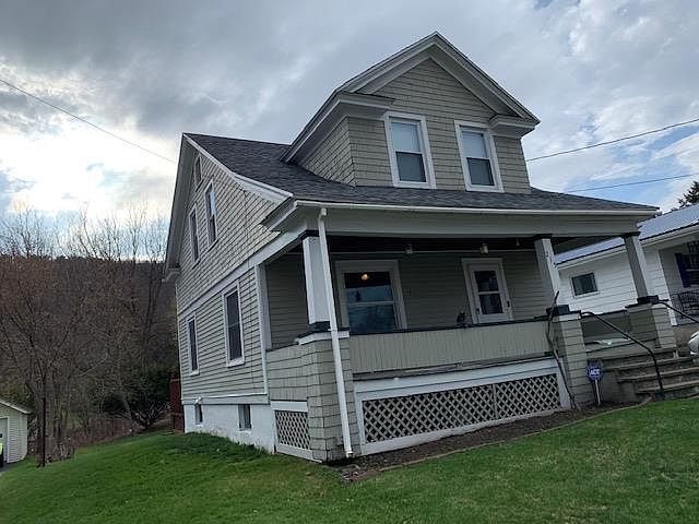 1st image of 215 Robinwood Ave