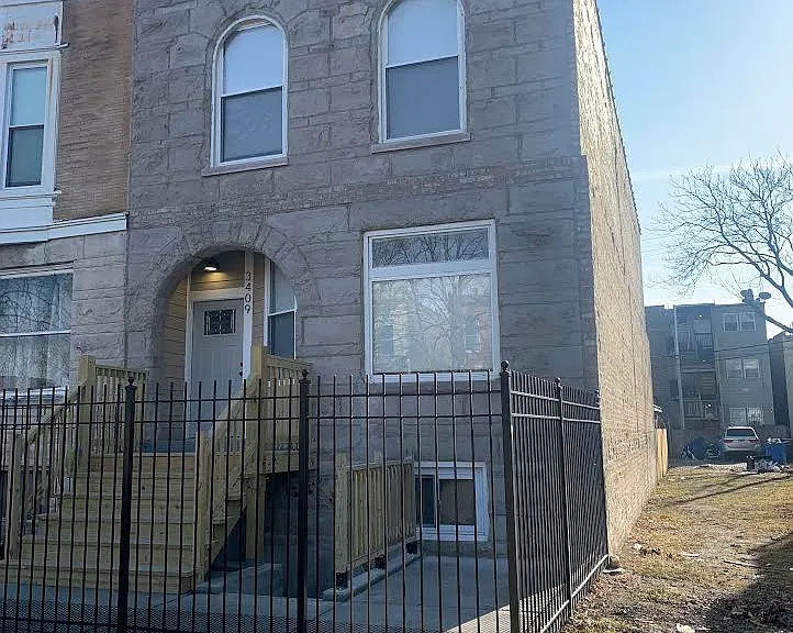 3409 W Fulton Blvd #2 — Photo 10