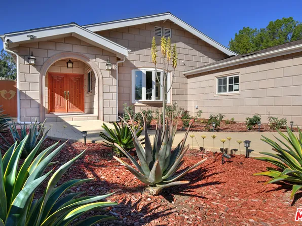 6015 Topeka Dr, Tarzana, CA 91356