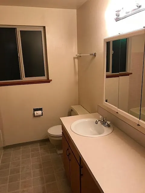 2 bed, 730 sqft, $1,600 — Photo 3