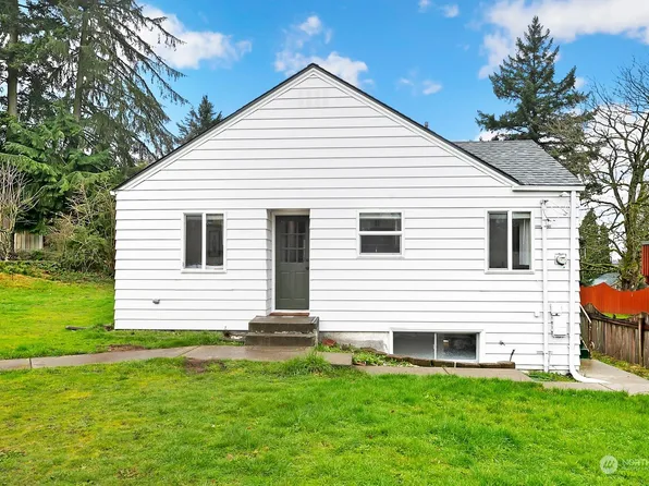 16013 39th Lane S, SeaTac, WA 98188