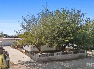 409 Van Buren St, Taft, CA 93268