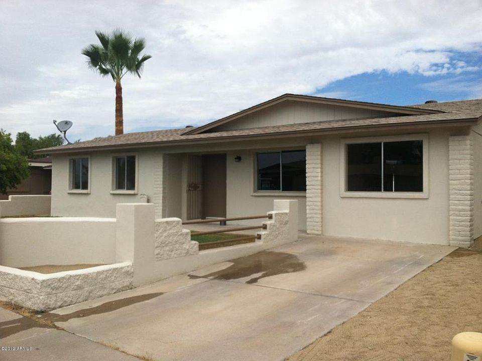 1st image of 1006 W Helena Dr