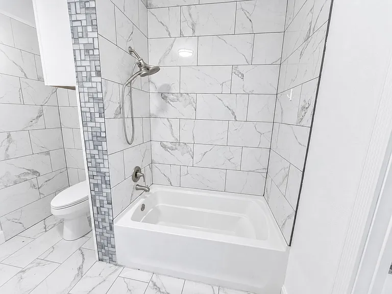 154 New Trl — Photo 17
