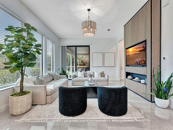 2nd image of 12790 S Parkland Bay Trai