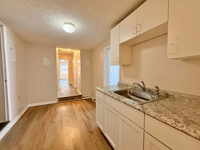 26-28 E Pine St. — Photo 9