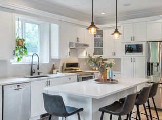 9434 216a St, Langley, BC V1M 4E2