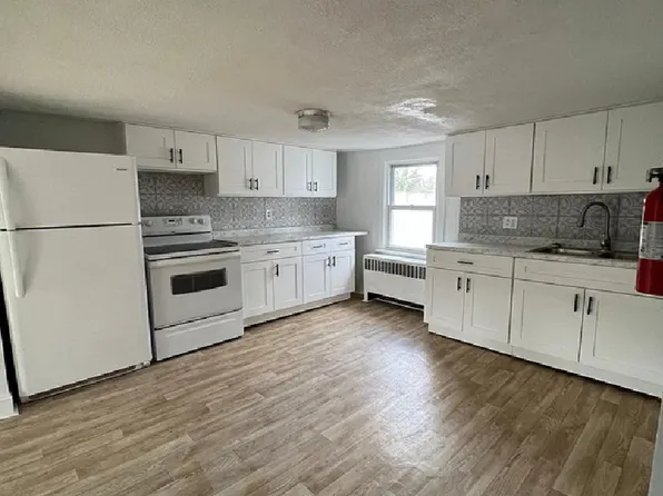 11 Main St #B, New Egypt, NJ 08533