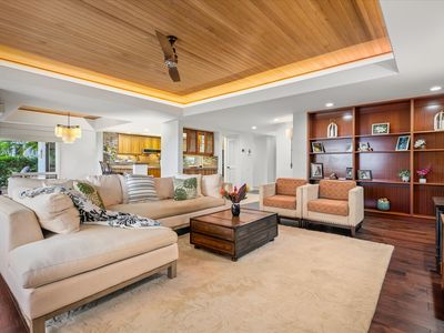 78-7045 Kaluna St APT 205, Kailua Kona, HI, 96740