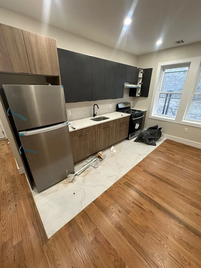 2 bed, $2,200 — Photo 1