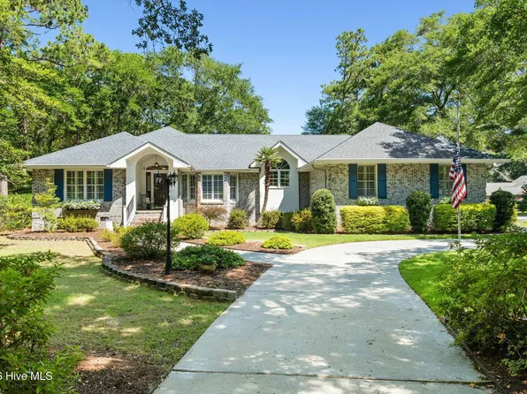 280 Sea Trail Drive W, Sunset Beach, NC 28468