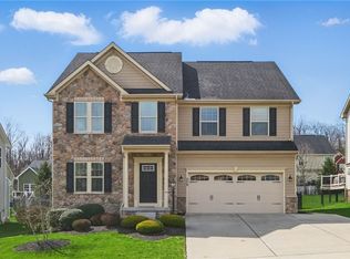209 Shadow Rock Ln, Mars, PA 16046