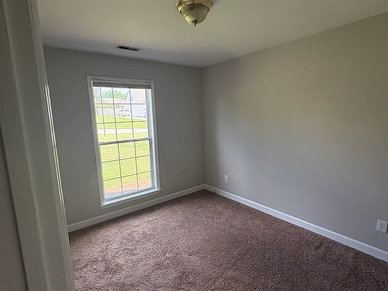 2824 Maple Cir — Photo 7