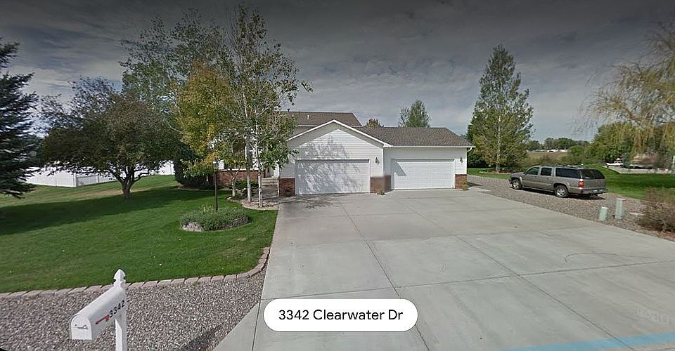 1st image of 3342 Clearwater Dr
