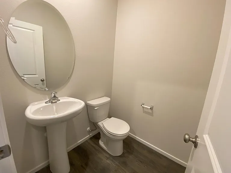4813 Milo Ave NE — Photo 13