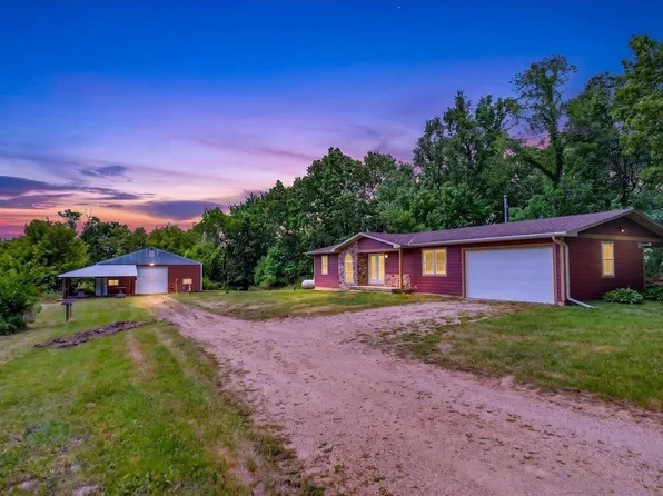 1397 Sayles Trail, Belleville, WI 53508
