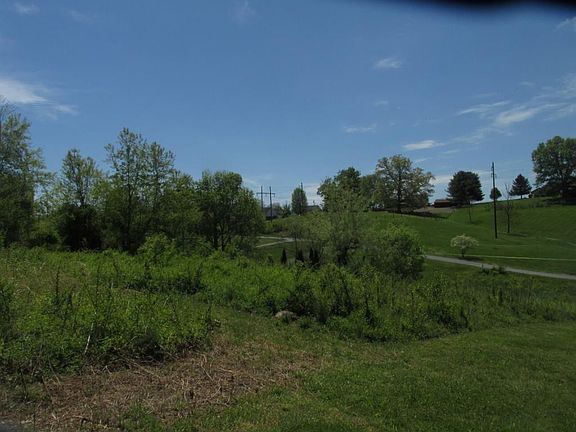 3rd image of Joe Hale Dr