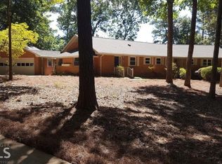 355 Old Mill Ct, Fayetteville, GA 30214