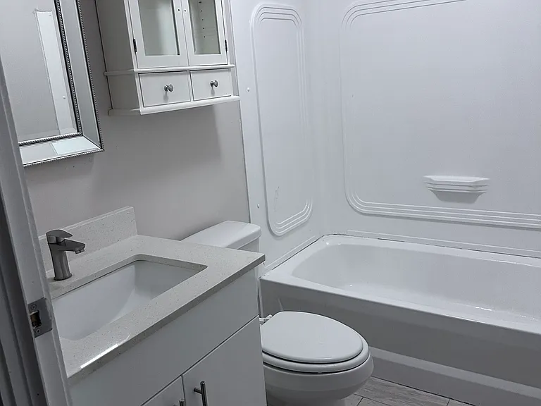 2nd Bathroom
