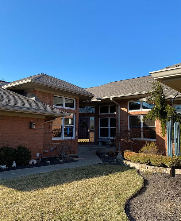 1st image of 596 Palmer Ct