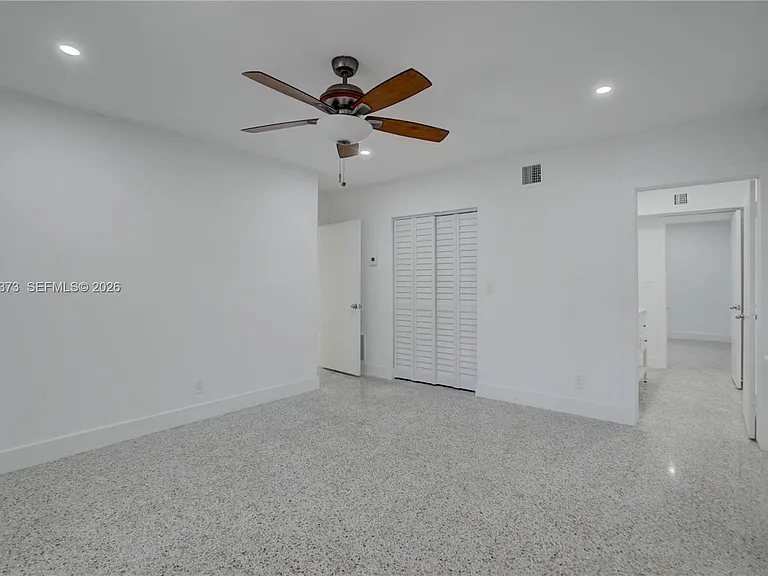 616 SW 11th Ct — Photo 27