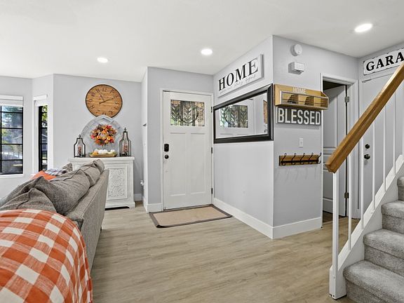 3rd image of 2193 Atrisco Cir