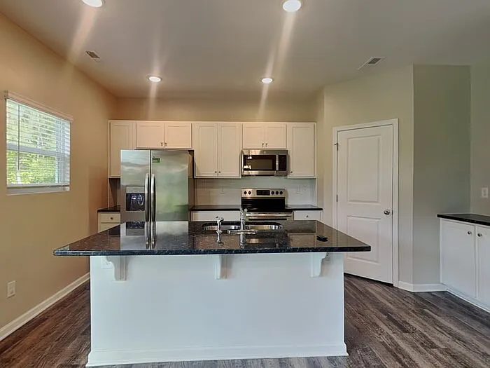 779 Pointe Andrews Dr — Photo 5