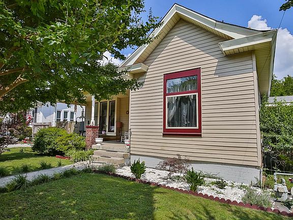 2nd image of 2120 Sadler Ave