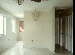 6111 Pierce St, Hollywood, FL 33024